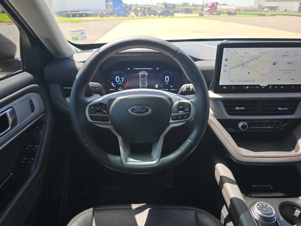 2025 Ford Explorer Active