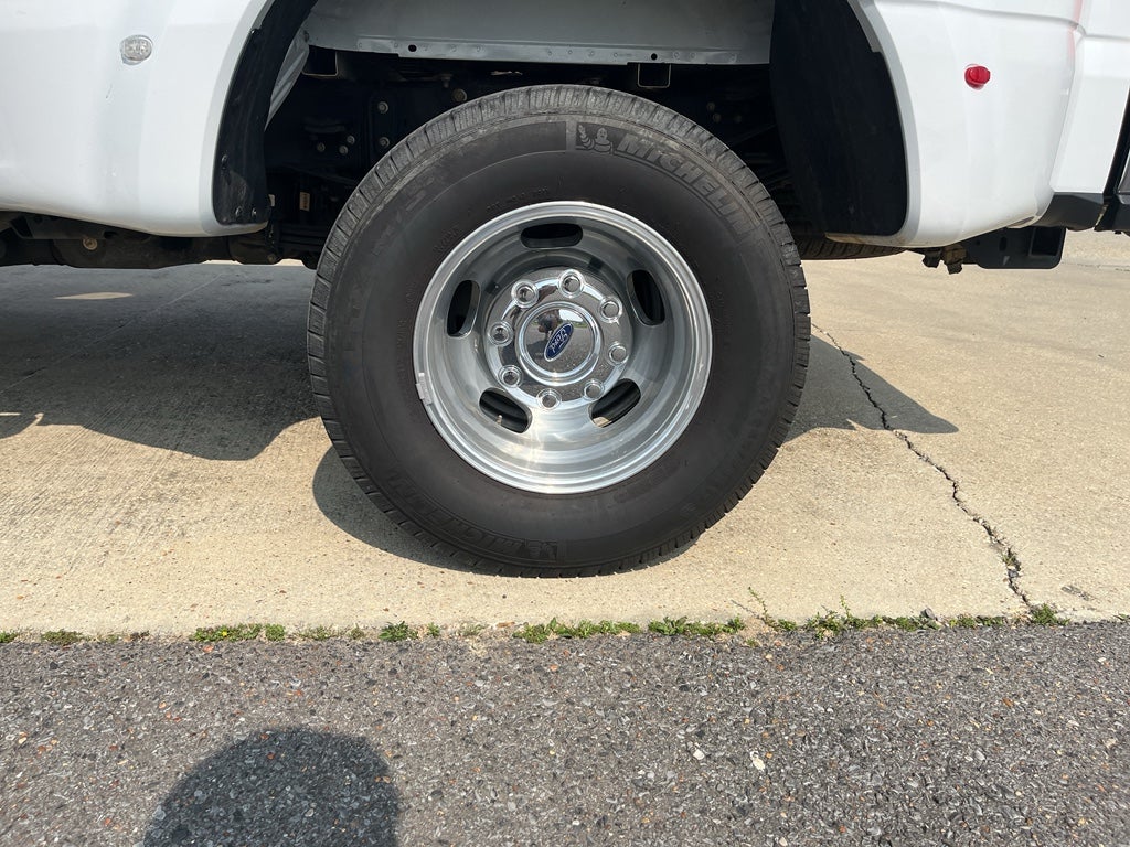 2024 Ford Super Duty F-350 DRW XL