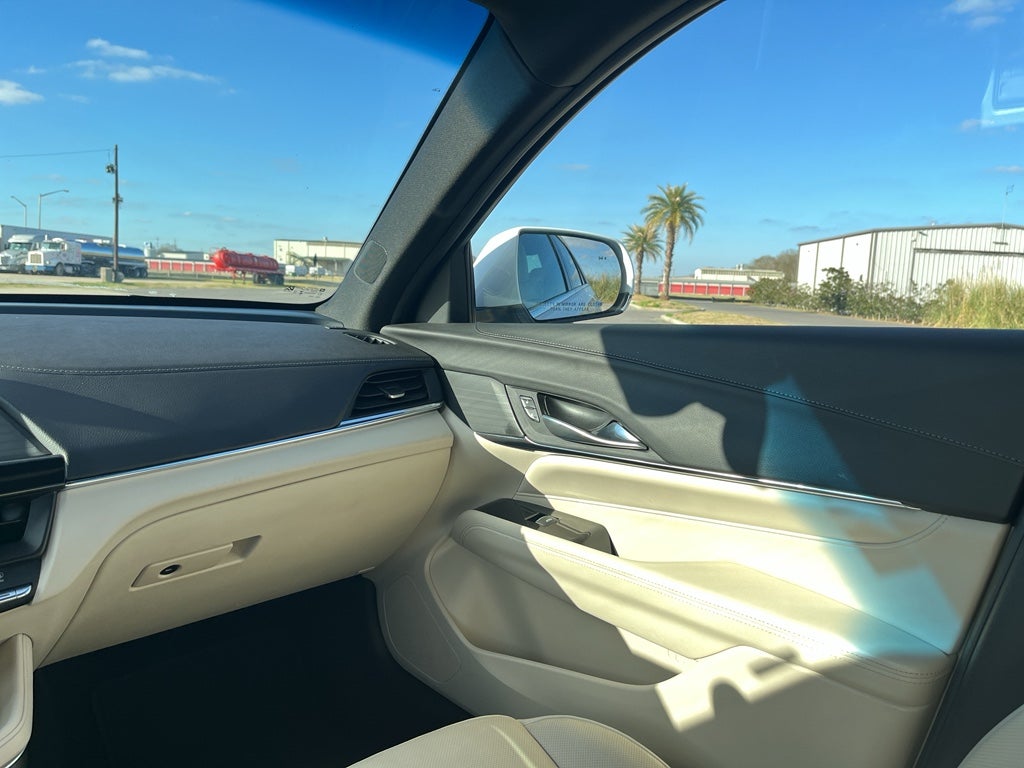 2024 Cadillac CT4 Premium Luxury