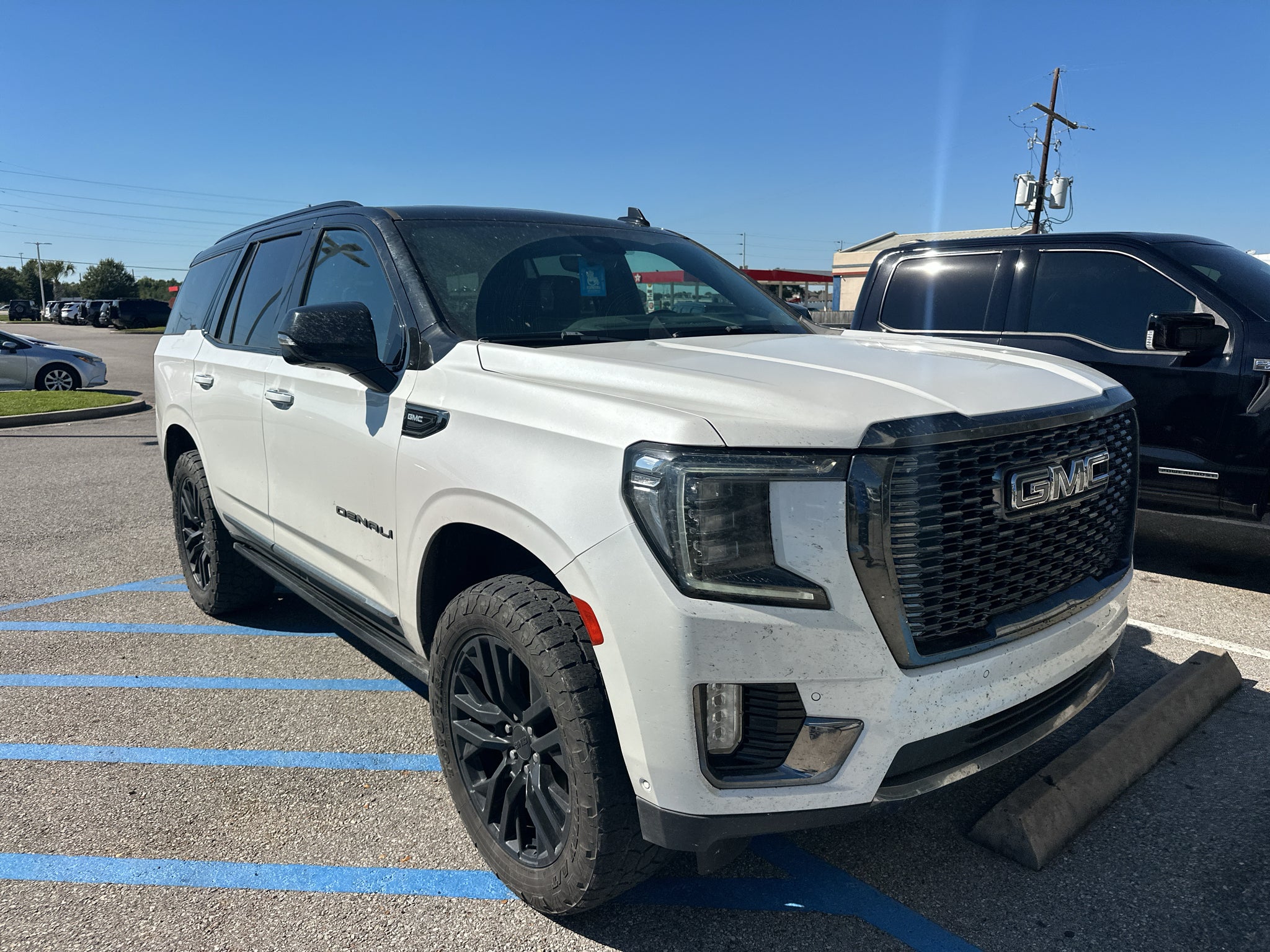 2023 GMC Yukon Denali Ultimate