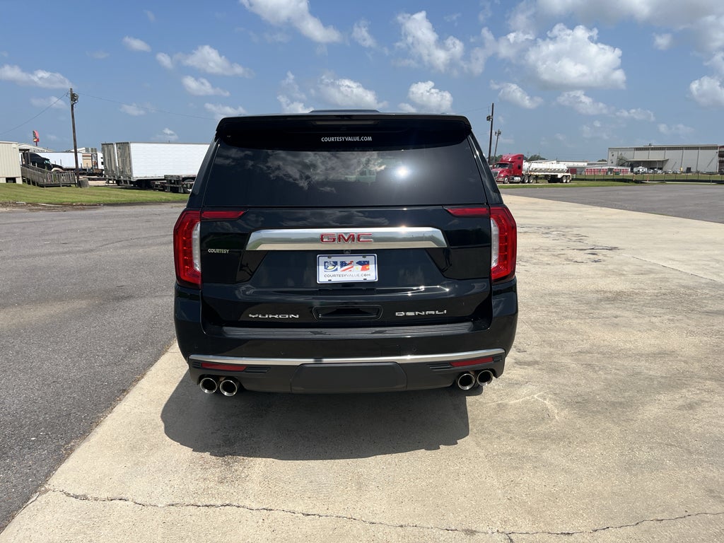 2023 GMC Yukon XL Denali