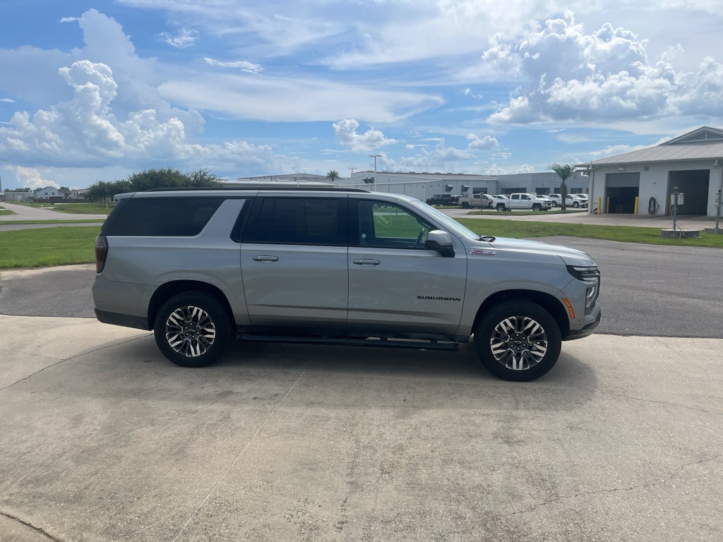 2025 Chevrolet Suburban Z71