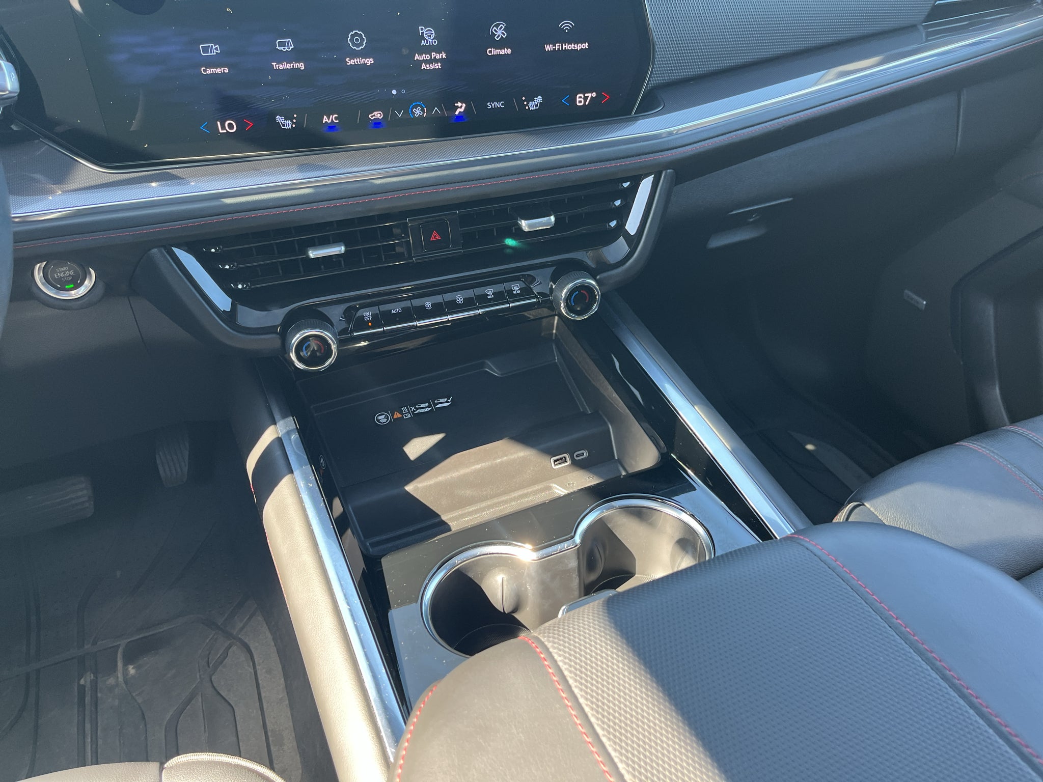 2025 Chevrolet Suburban RST