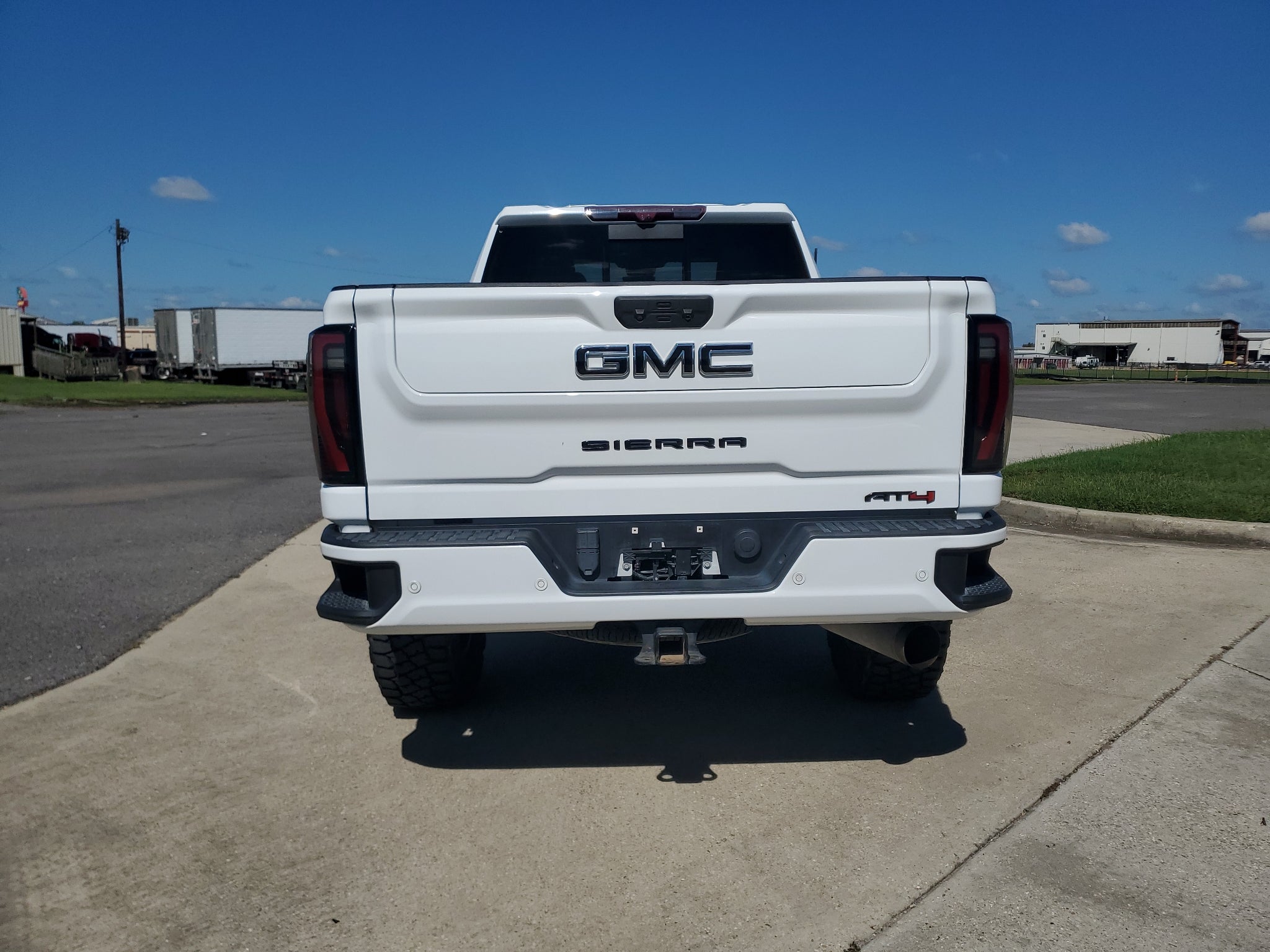 2024 GMC Sierra 2500 HD AT4