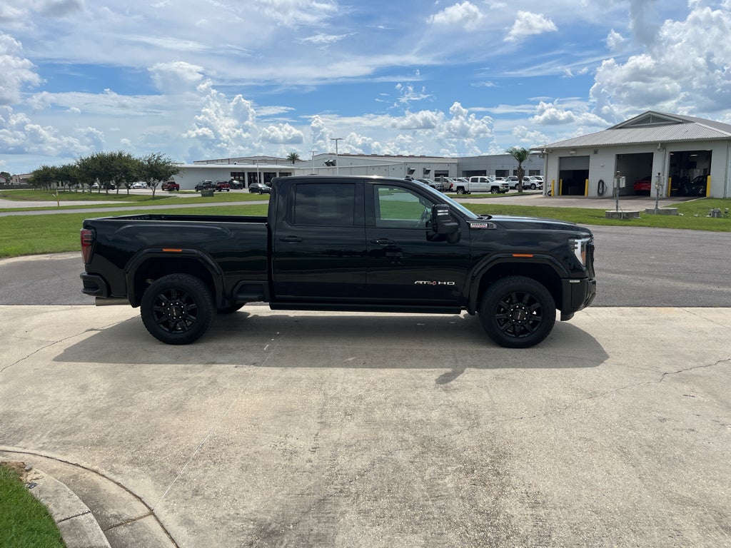 2025 GMC Sierra 2500 HD AT4
