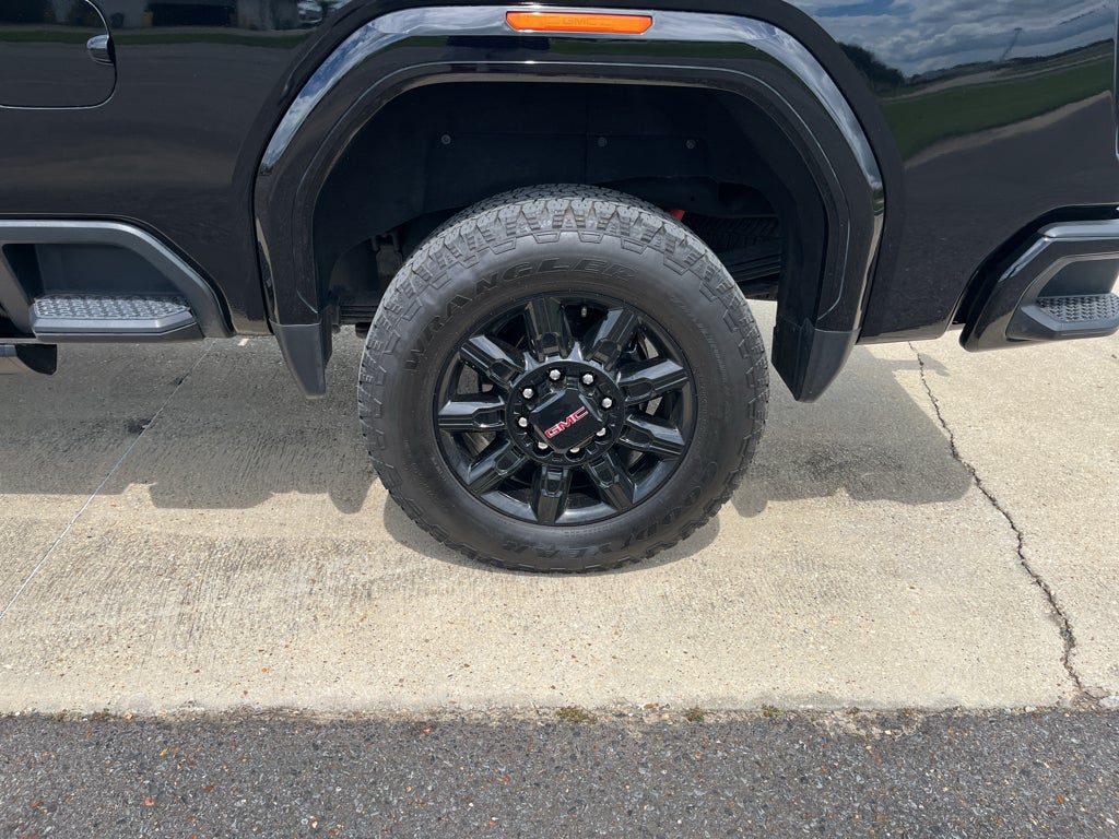 2025 GMC Sierra 2500 HD AT4