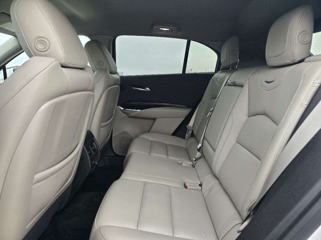 2022 Cadillac XT4 Premium Luxury