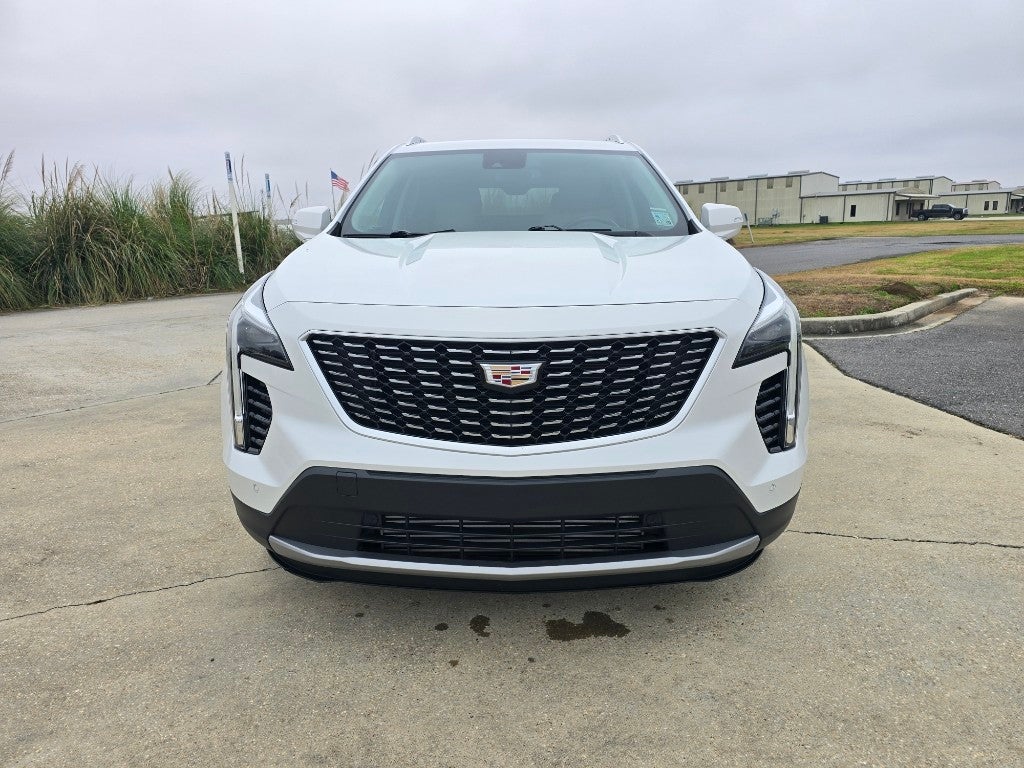 2022 Cadillac XT4 Premium Luxury