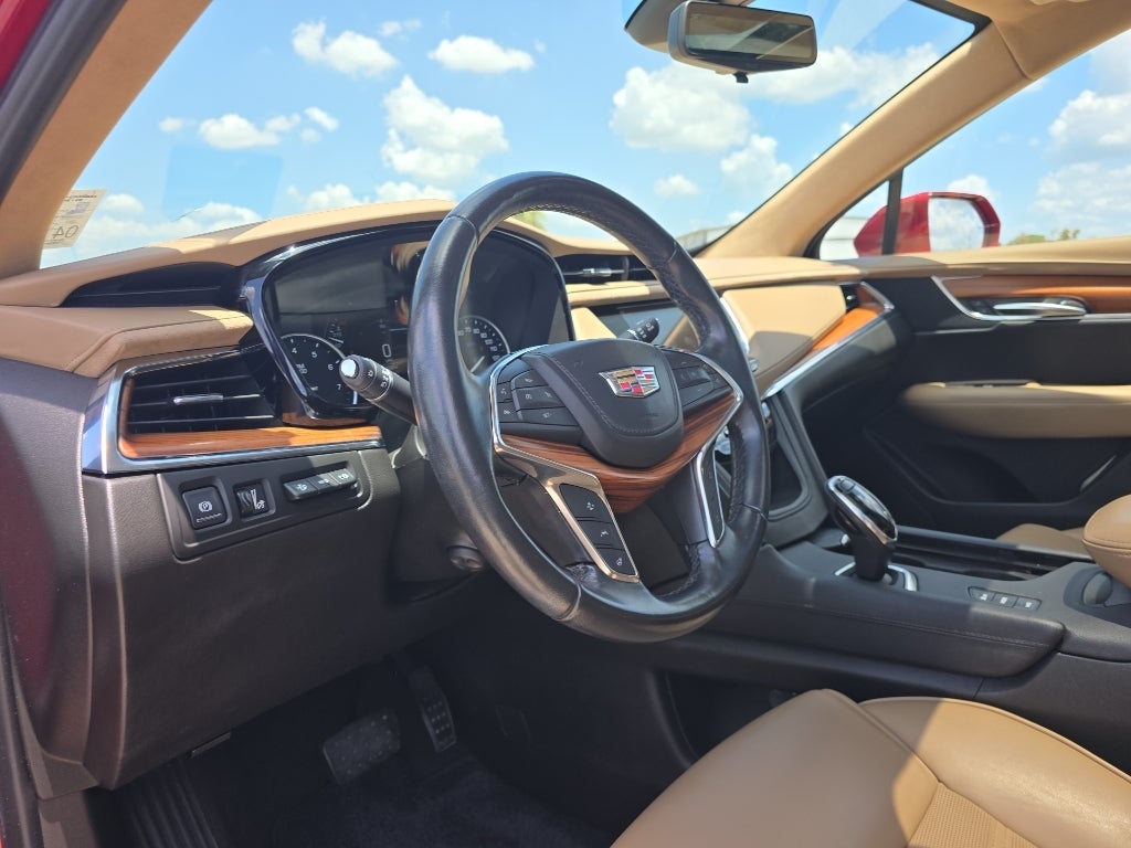 2019 Cadillac XT5 Platinum AWD