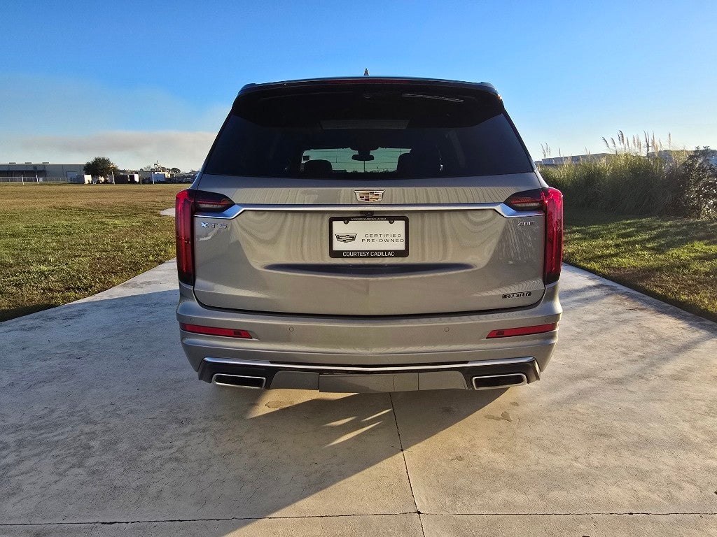 2025 Cadillac XT6 Premium Luxury