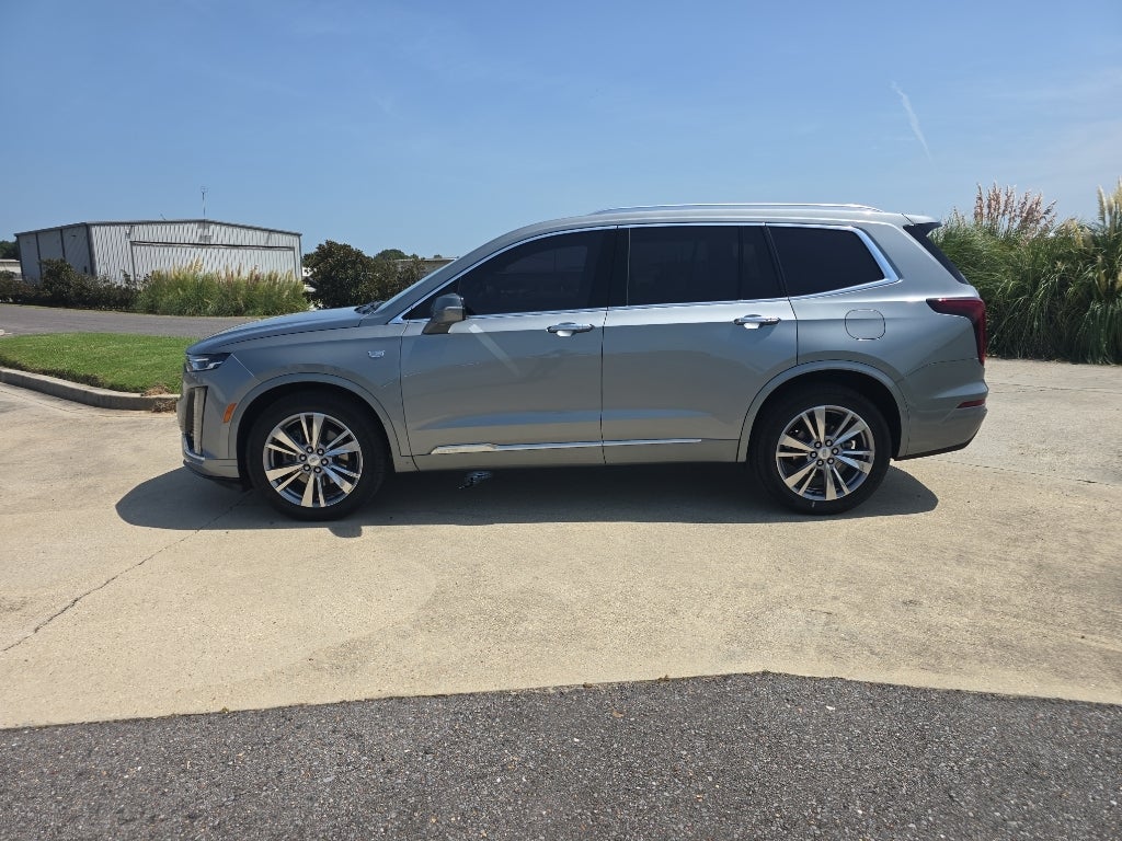 2023 Cadillac XT6 FWD Premium Luxury