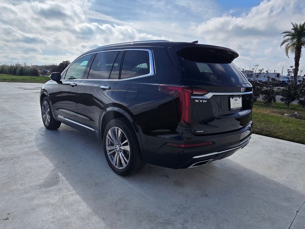 2024 Cadillac XT6 Premium Luxury