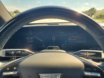 2025 Cadillac LYRIQ Luxury 3