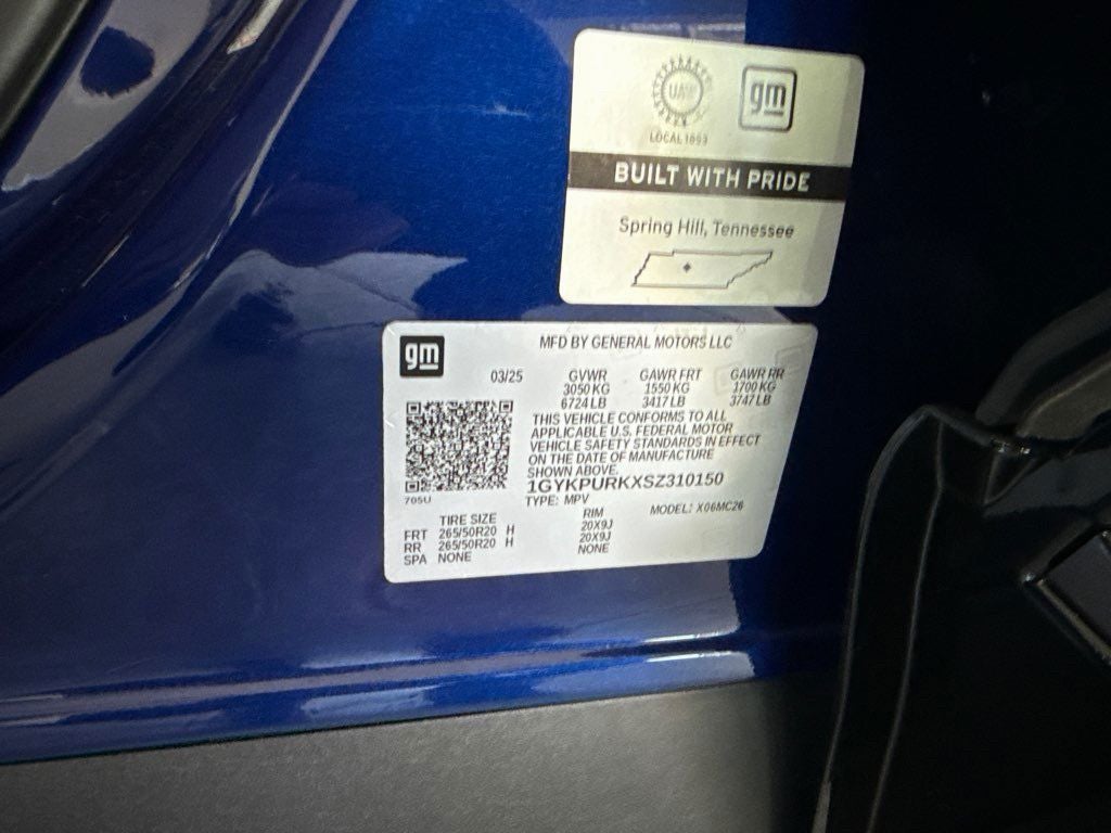 2025 Cadillac LYRIQ Sport 1