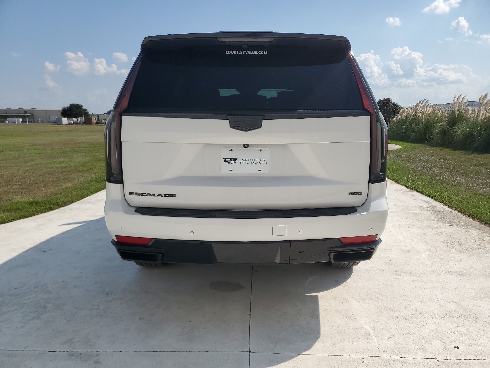 2023 Cadillac Escalade RWD Luxury