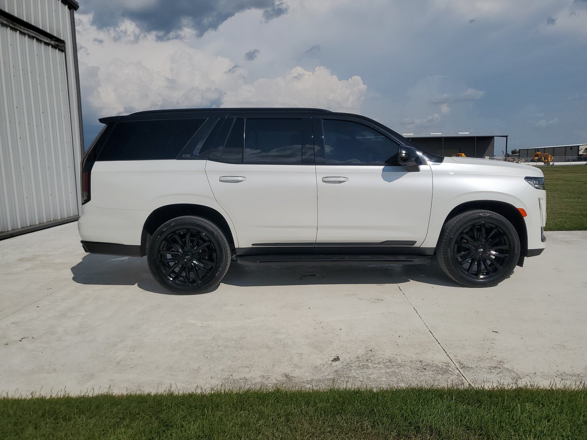 2023 Cadillac Escalade RWD Luxury
