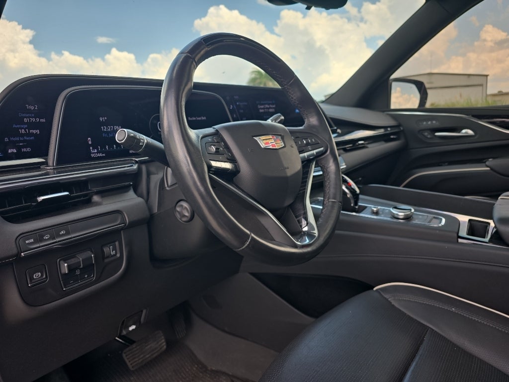 2023 Cadillac Escalade Sport