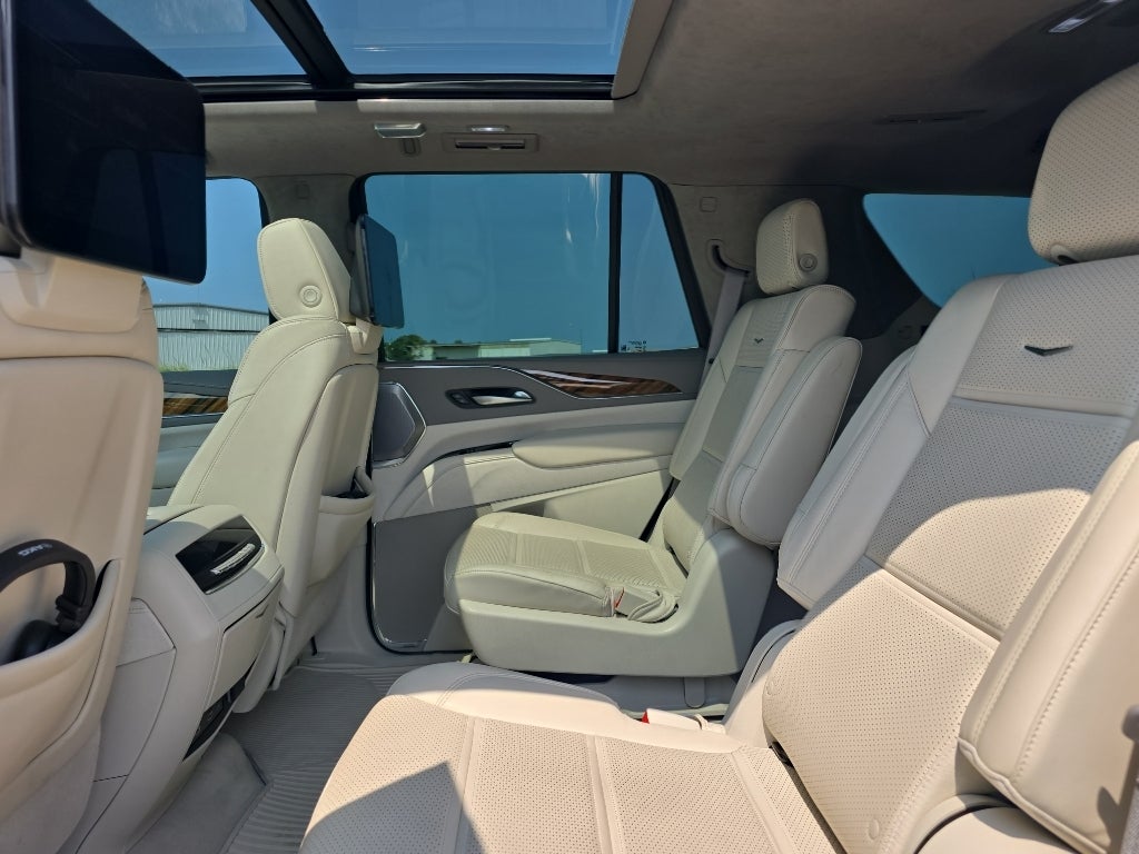 2024 Cadillac Escalade Sport Platinum