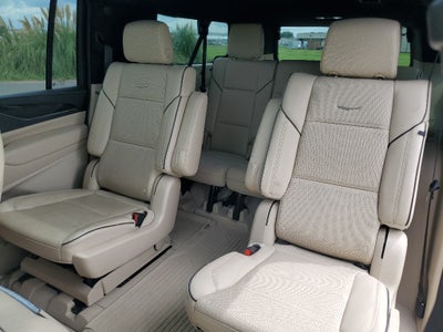 2024 Cadillac Escalade ESV Premium Luxury
