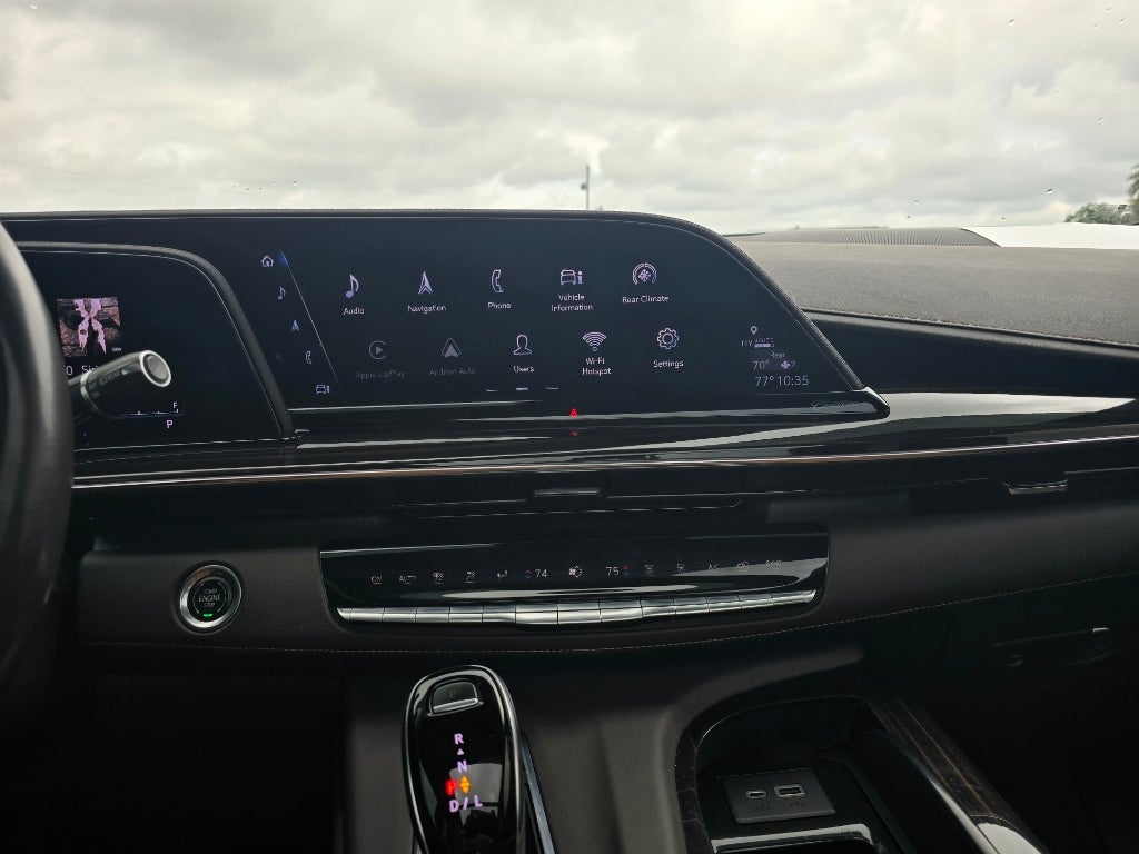2022 Cadillac Escalade ESV Sport