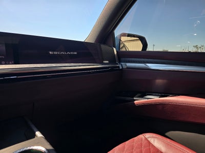 2025 Cadillac Escalade Premium Luxury