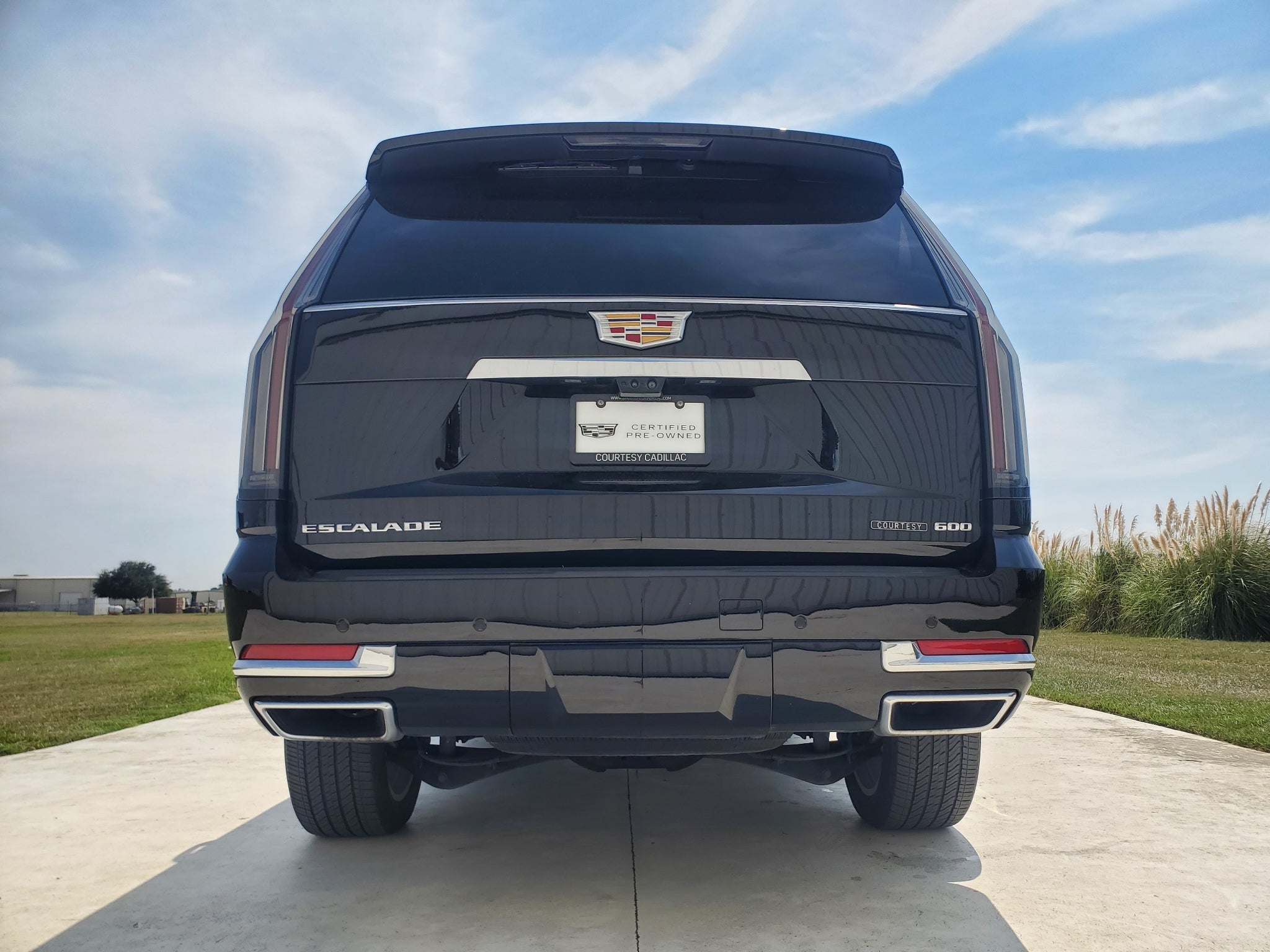2025 Cadillac Escalade Premium Luxury