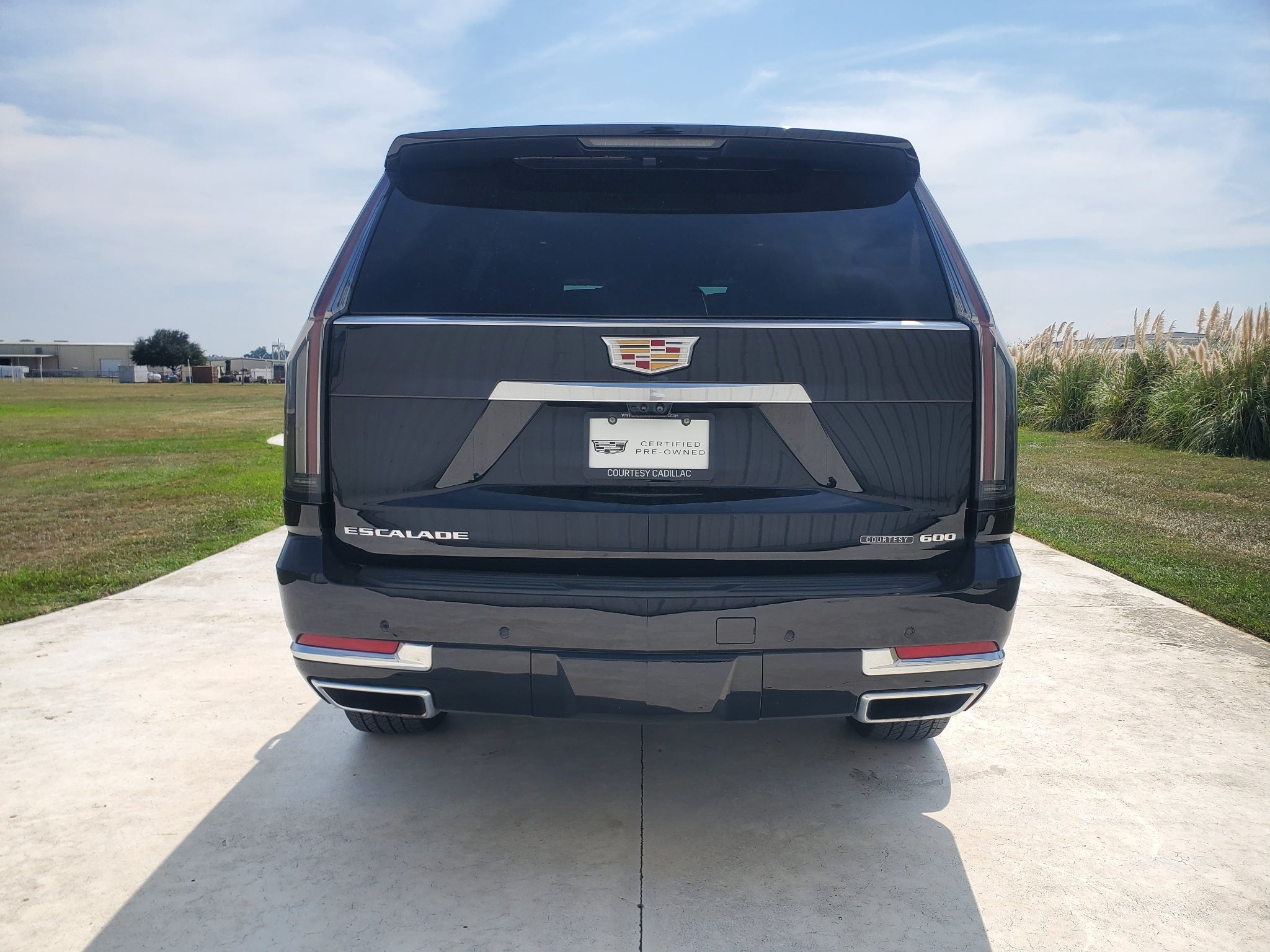2025 Cadillac Escalade Premium Luxury
