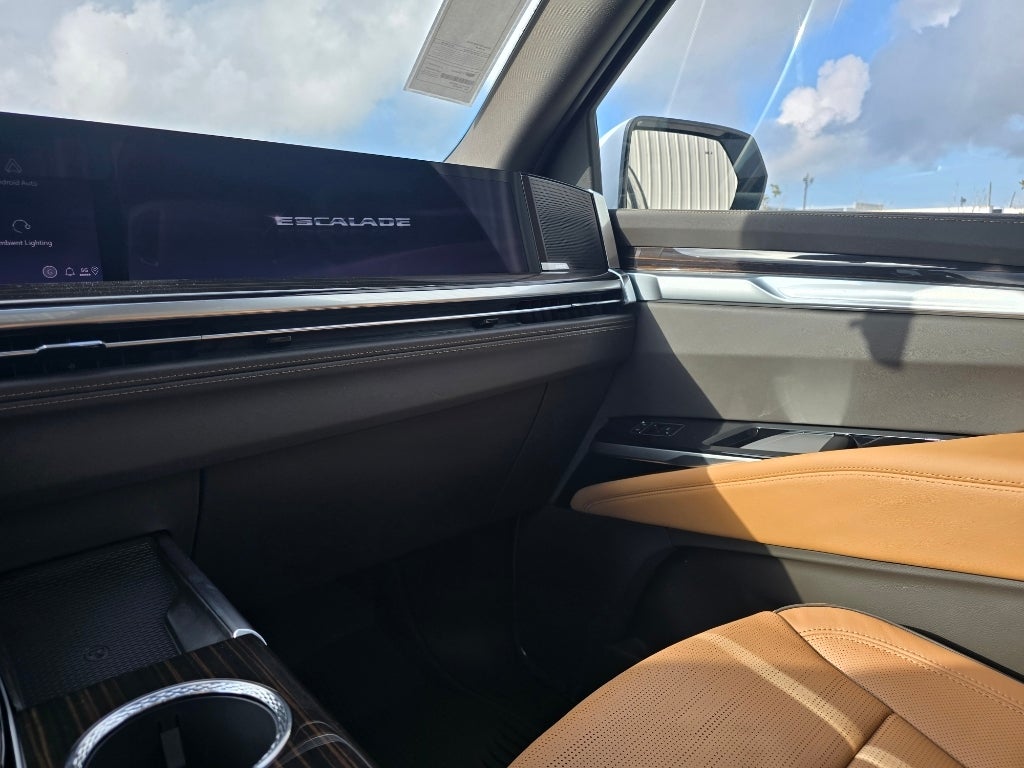 2026 Cadillac Escalade Luxury
