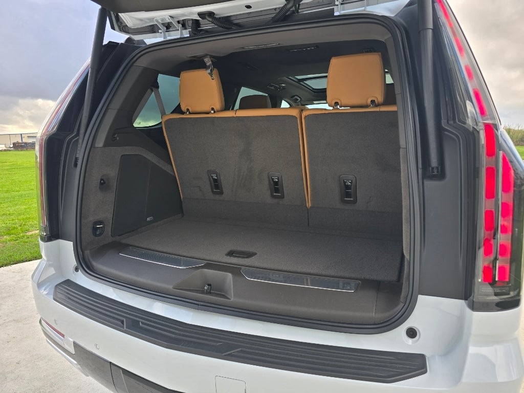 2026 Cadillac Escalade Luxury