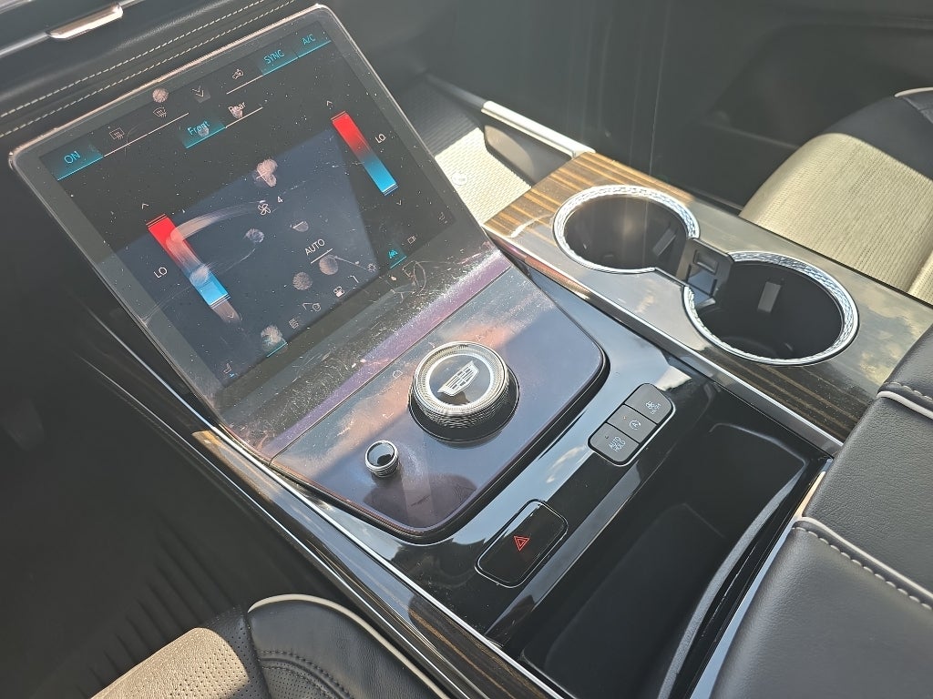 2025 Cadillac Escalade Premium Luxury