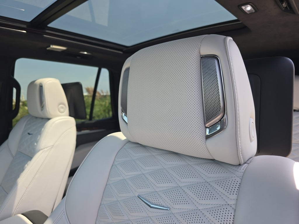 2025 Cadillac Escalade Sport Platinum