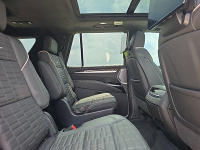 2025 Cadillac Escalade Sport Platinum