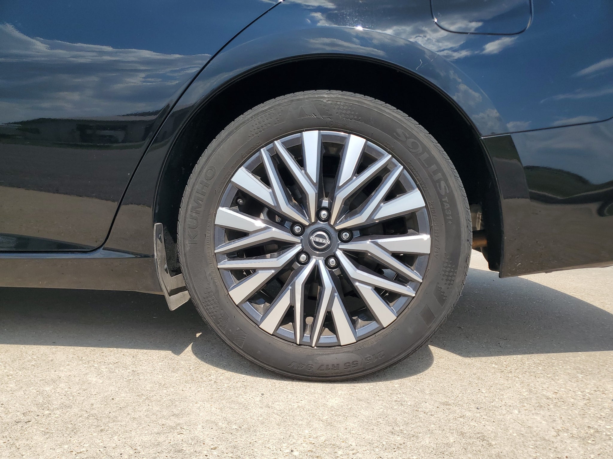 2025 Nissan Altima SV