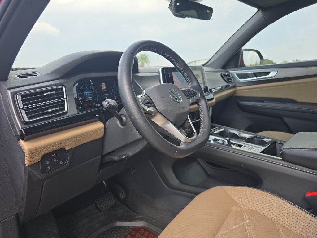 2024 Volkswagen Atlas Cross Sport 2.0T SE w/Technology