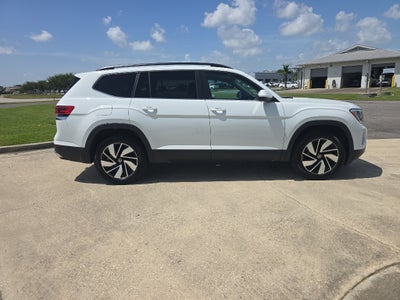 2025 Volkswagen Atlas 2.0T SE w/Technology
