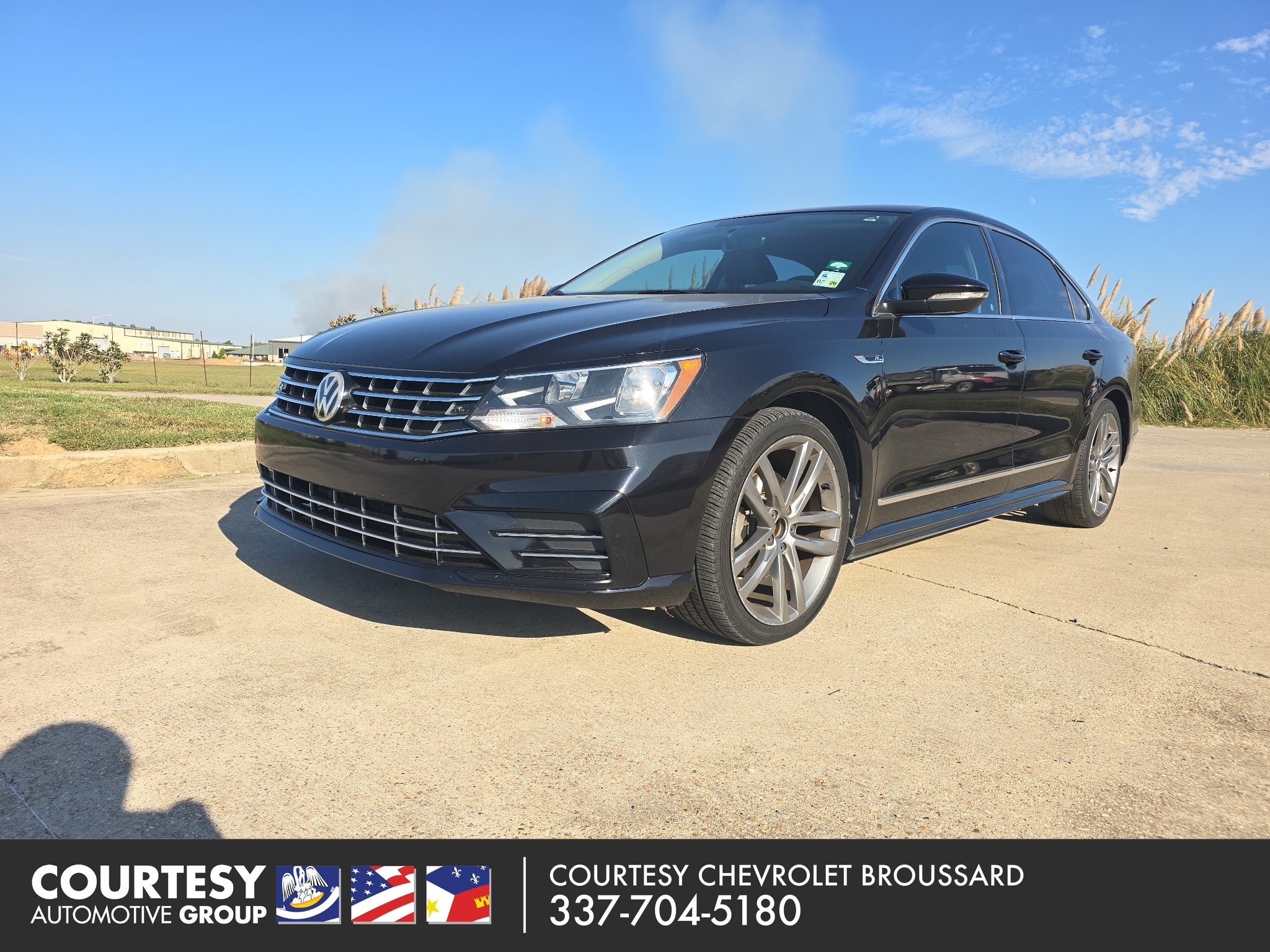 2017 Volkswagen Passat R-Line w/Comfort Pkg