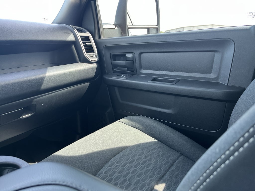2026 RAM 2500 Black Express