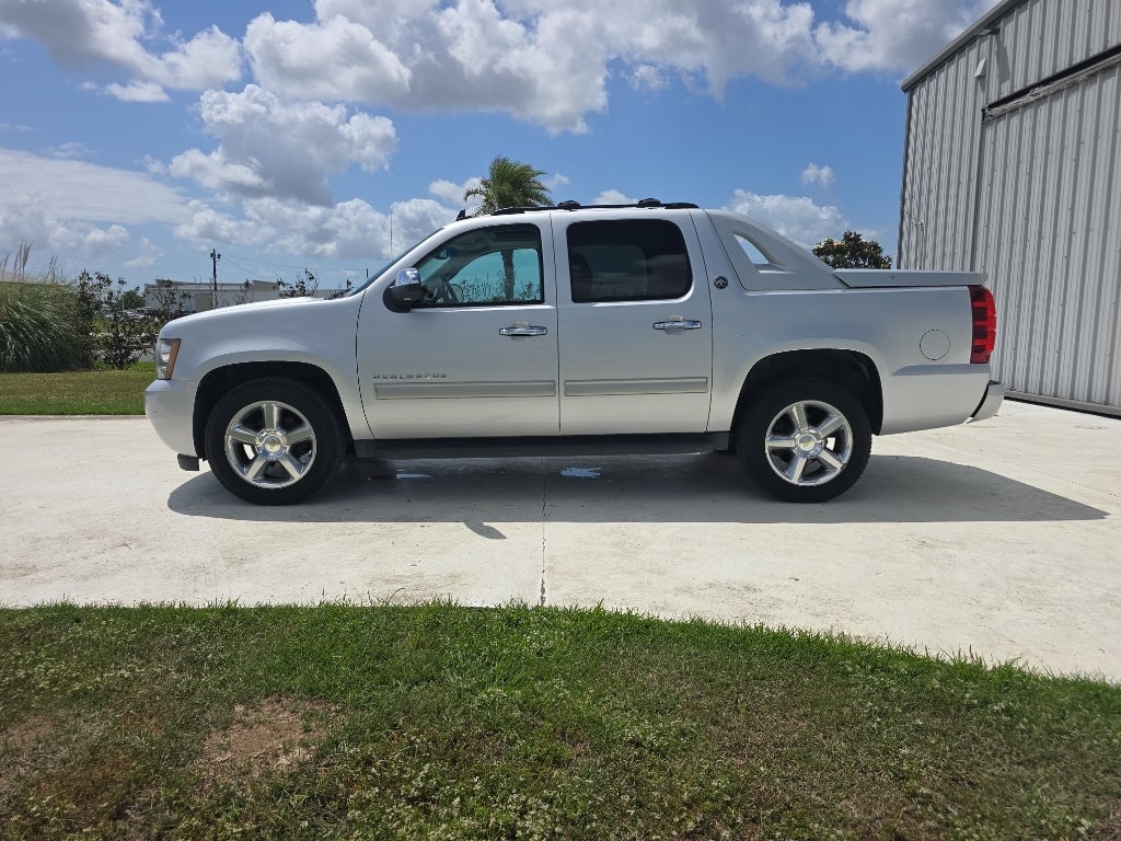 2013 Chevrolet Avalanche LT