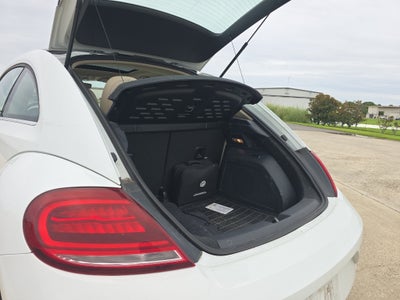 2018 Volkswagen Beetle SE