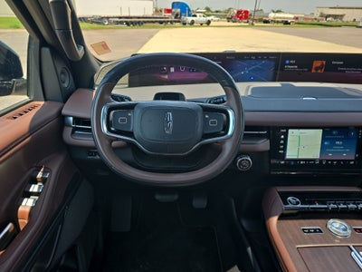 2025 Lincoln Navigator Reserve