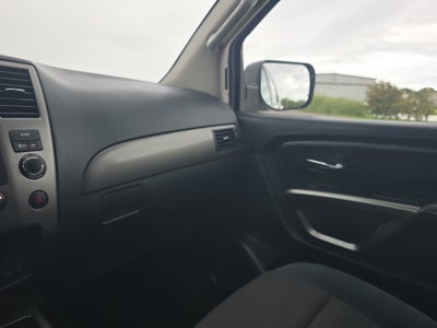 2015 Nissan Armada SV