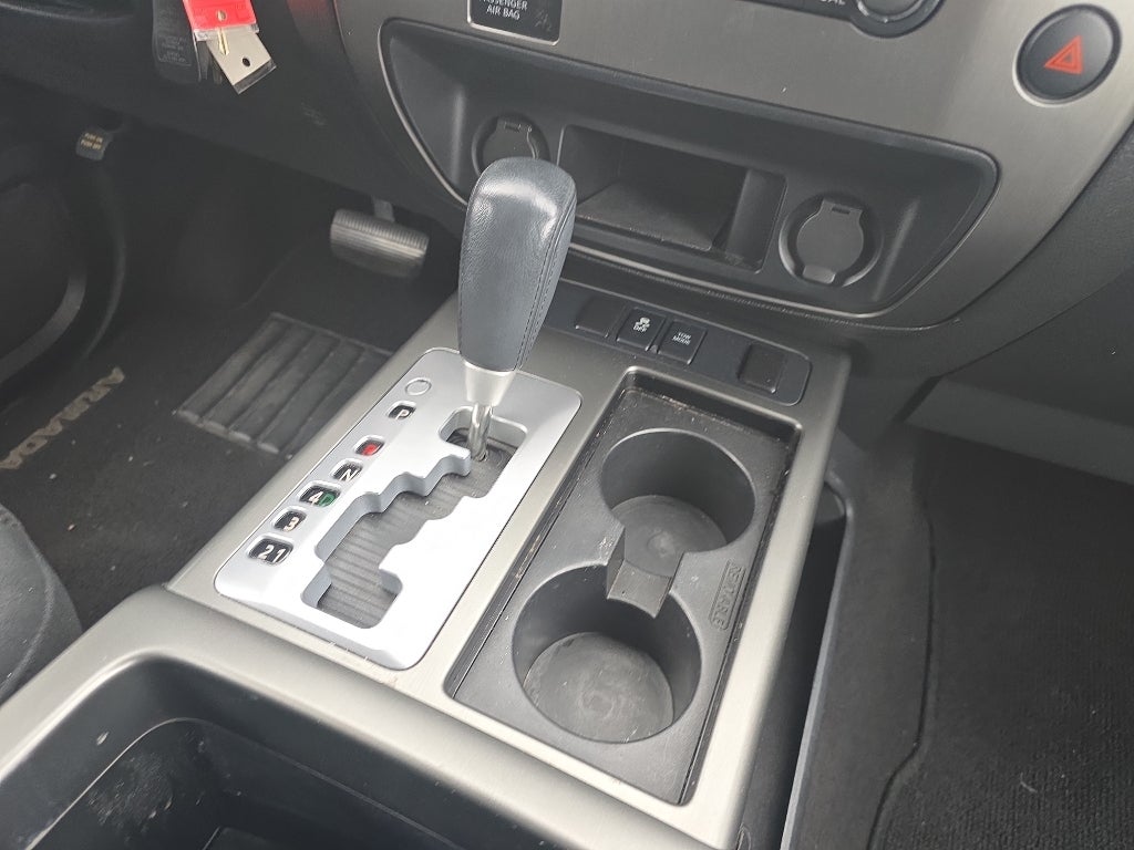 2015 Nissan Armada SV