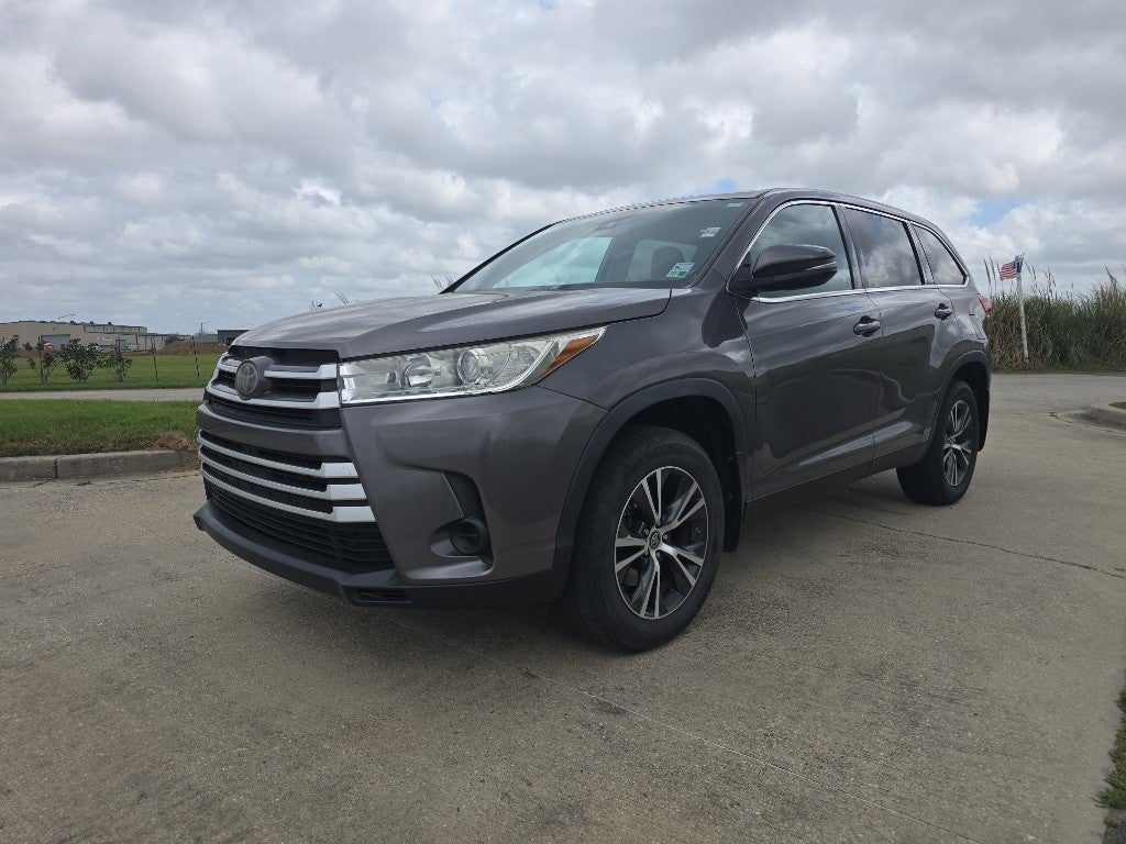 2019 Toyota Highlander LE