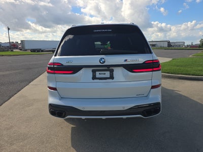 2024 BMW X7 M60i