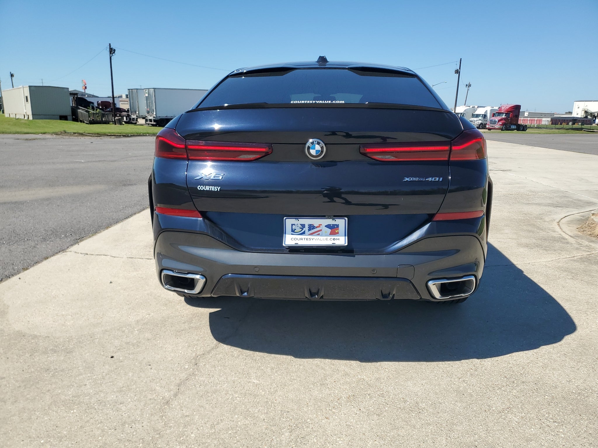 2025 BMW X6 xDrive40i