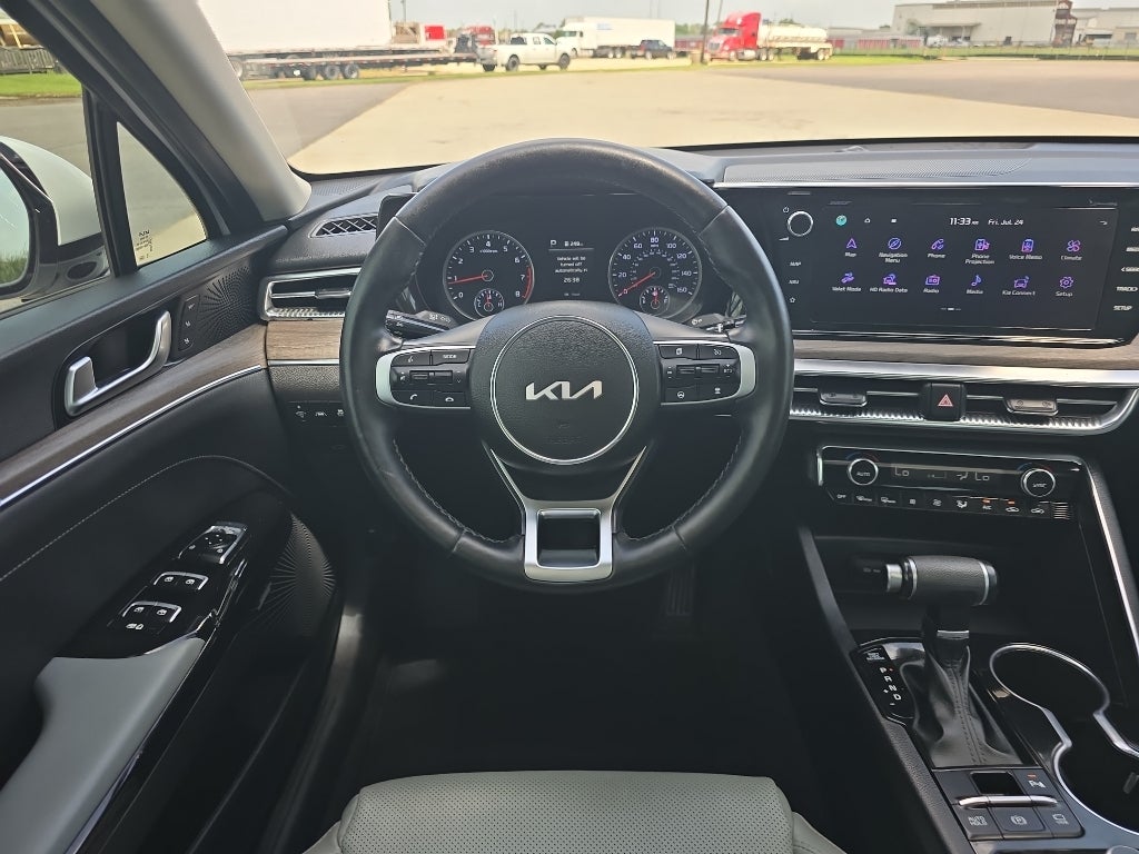 2023 Kia K5 EX
