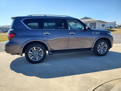 2024 INFINITI QX80 LUXE