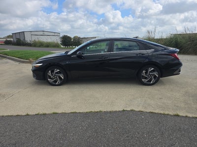 2025 Hyundai Elantra Limited