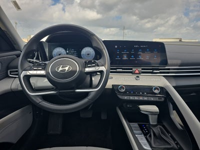 2025 Hyundai Elantra Limited