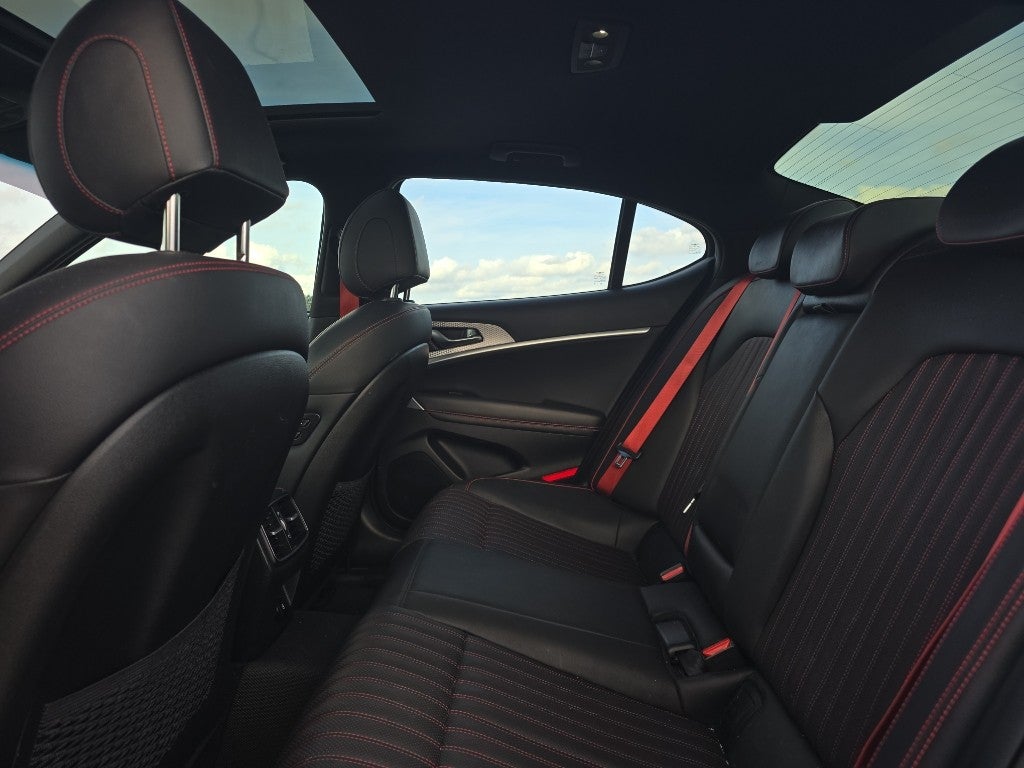 2023 Genesis G70 2.0T